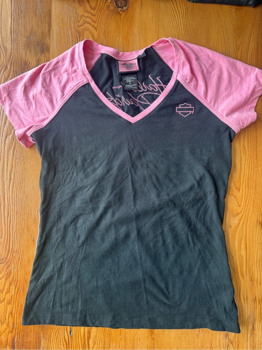 Harley Davidson Womens M Black Pink V Neck Raglan T Shirt Embroidered Y2K